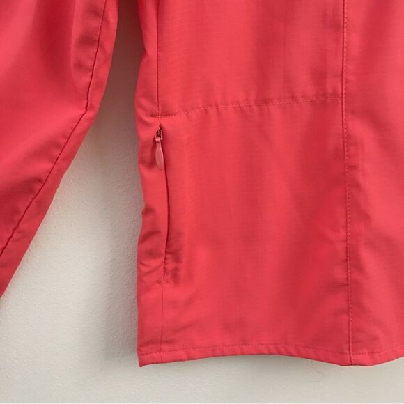 White Sierra Coral Button Down Shirt | Size Medium - Picture 3 of 9